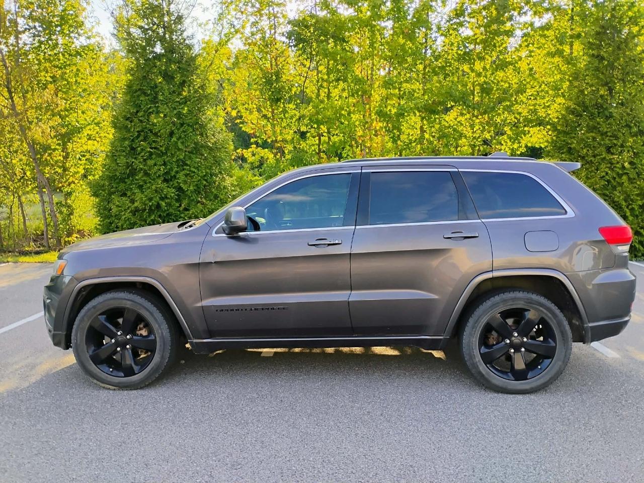 Jeep Grand Cherokee RWD 4dr Altitude 2015