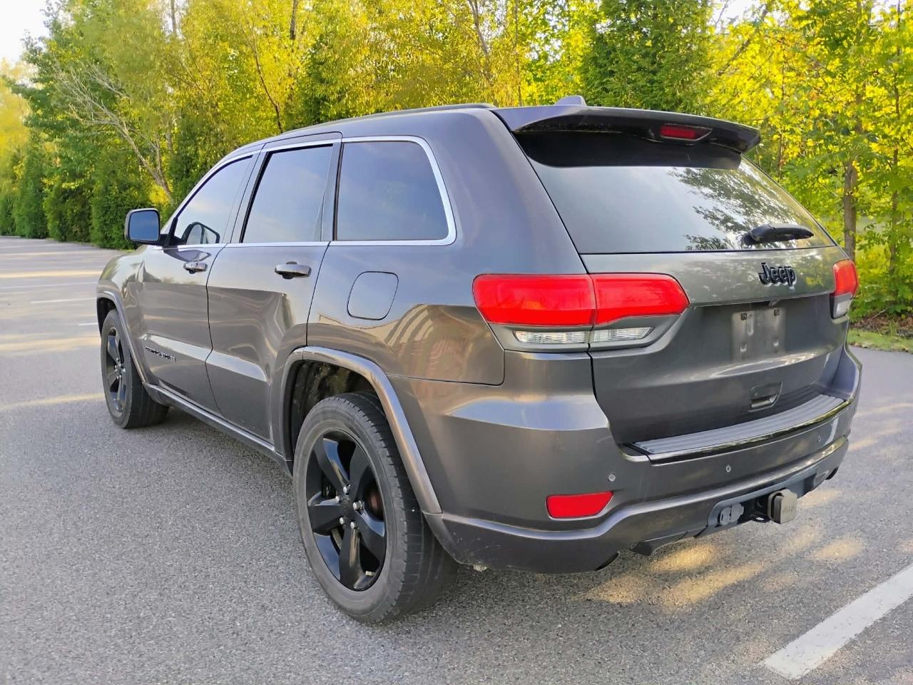 Jeep Grand Cherokee RWD 4dr Altitude 2015