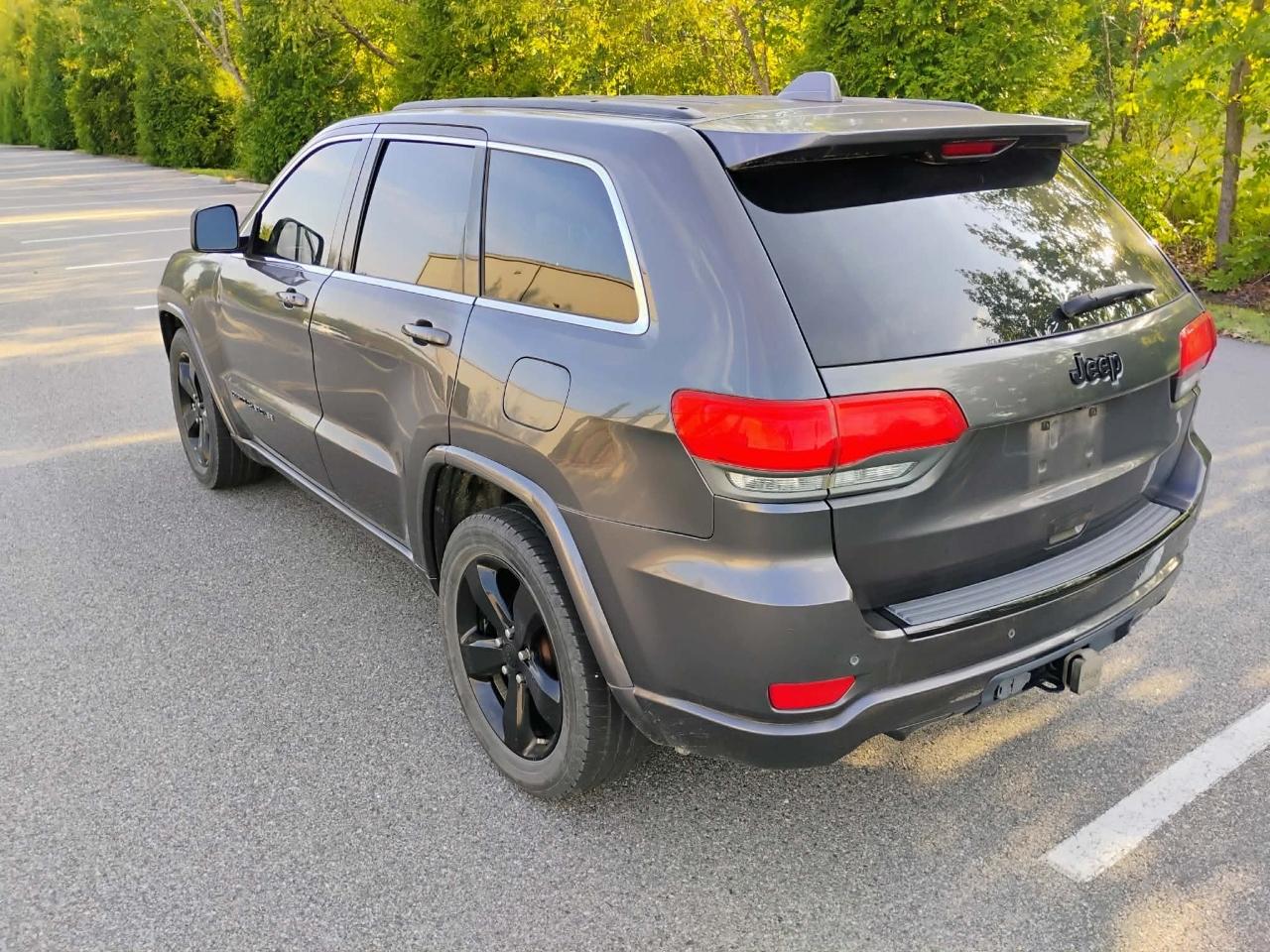 Jeep Grand Cherokee RWD 4dr Altitude 2015