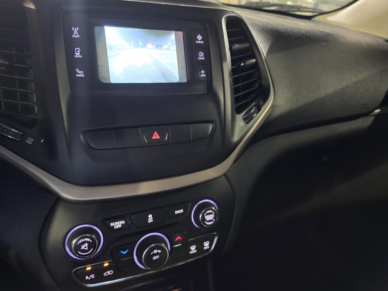 Jeep Cherokee FWD 4dr Latitude 2015