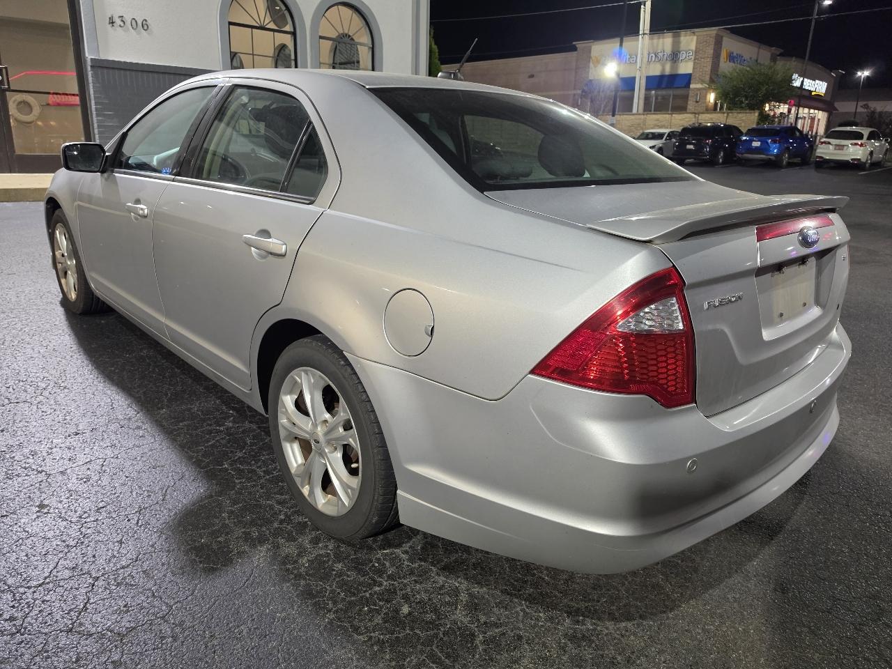 Ford Fusion 4dr Sdn SE FWD 2012