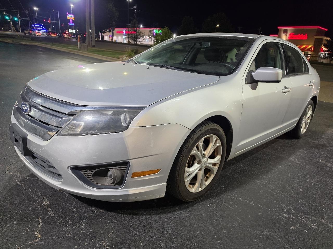 Ford Fusion 4dr Sdn SE FWD 2012