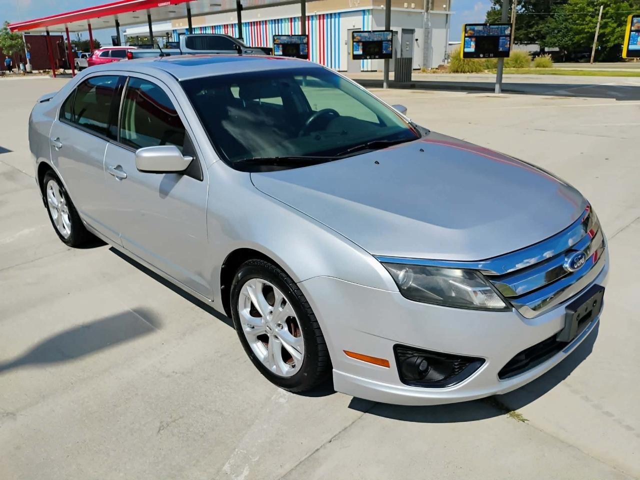 Ford Fusion 4dr Sdn SE FWD 2012