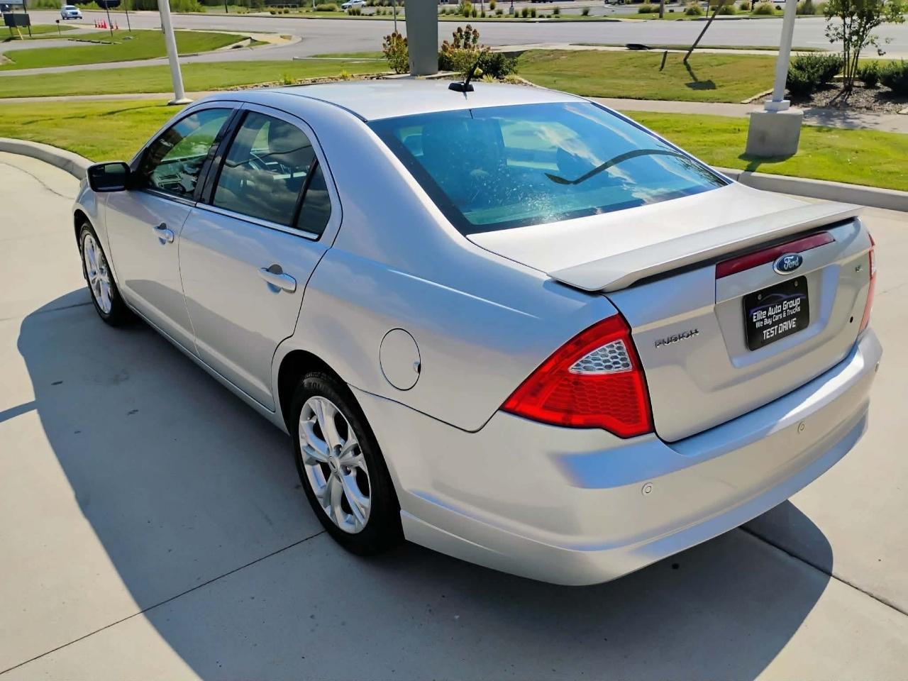 Ford Fusion 4dr Sdn SE FWD 2012