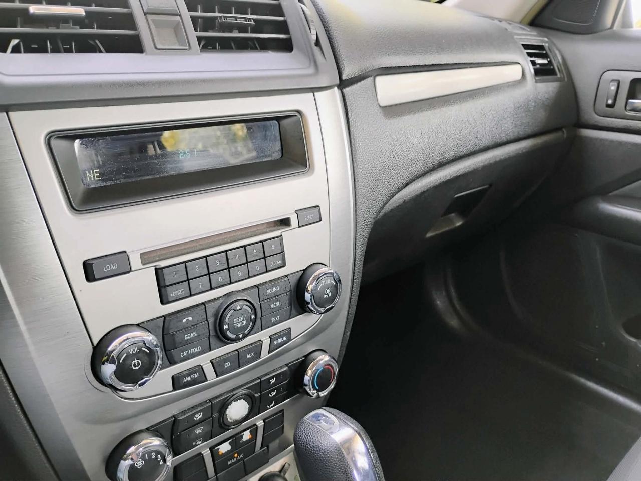Ford Fusion 4dr Sdn SE FWD 2012