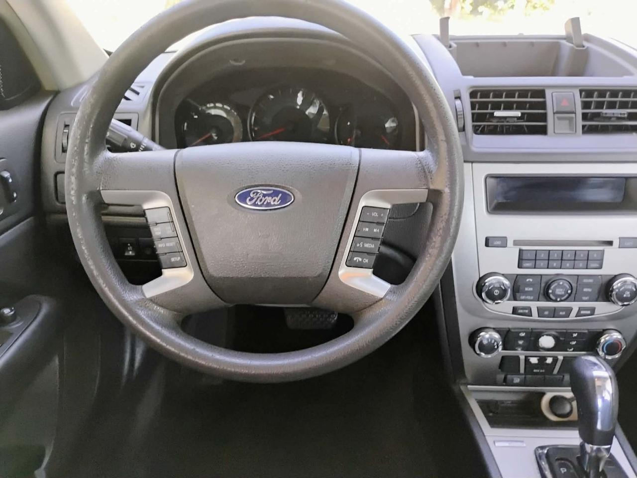 Ford Fusion 4dr Sdn SE FWD 2012