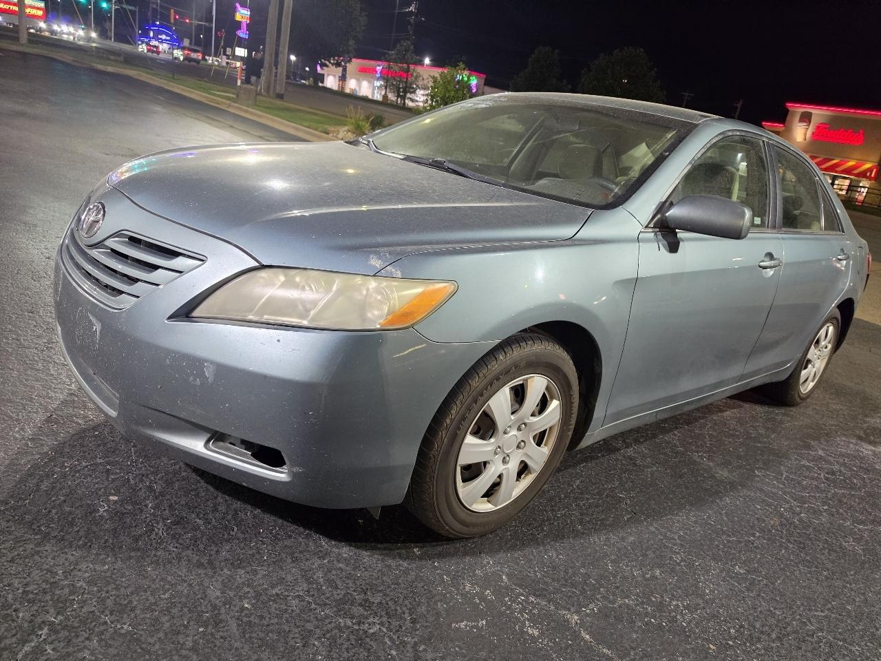 Toyota Camry 4dr Sdn I4 Man (Natl) 2009