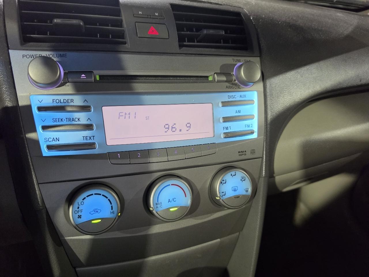 Toyota Camry 4dr Sdn I4 Man (Natl) 2009