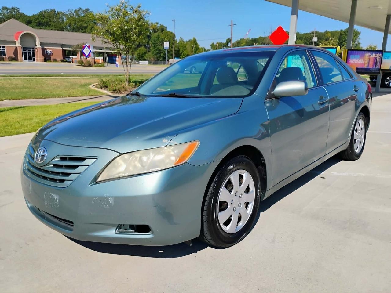 Toyota Camry 4dr Sdn I4 Man (Natl) 2009