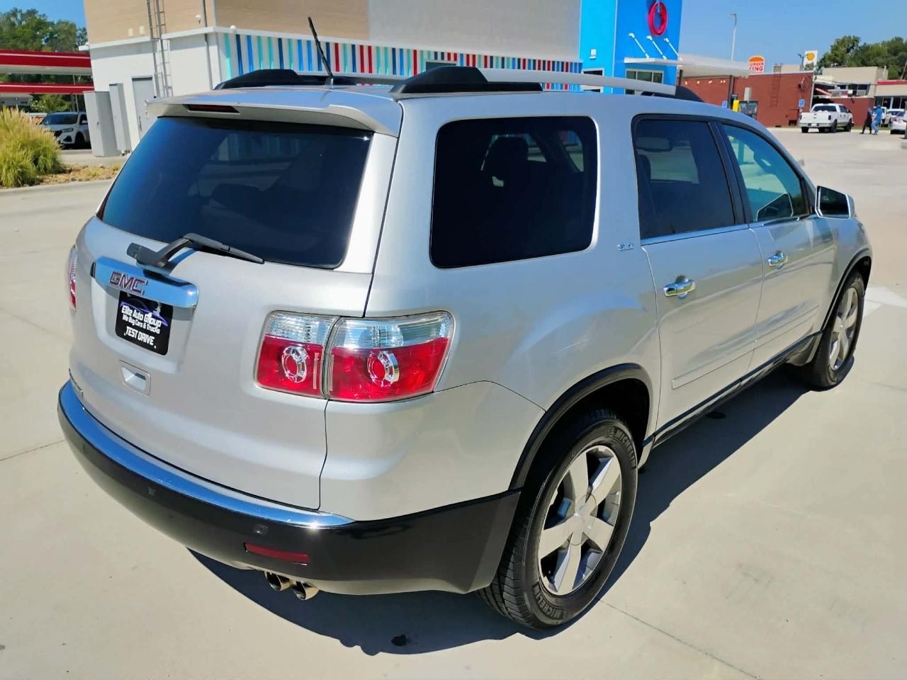 GMC Acadia FWD 4dr SLT1 2011