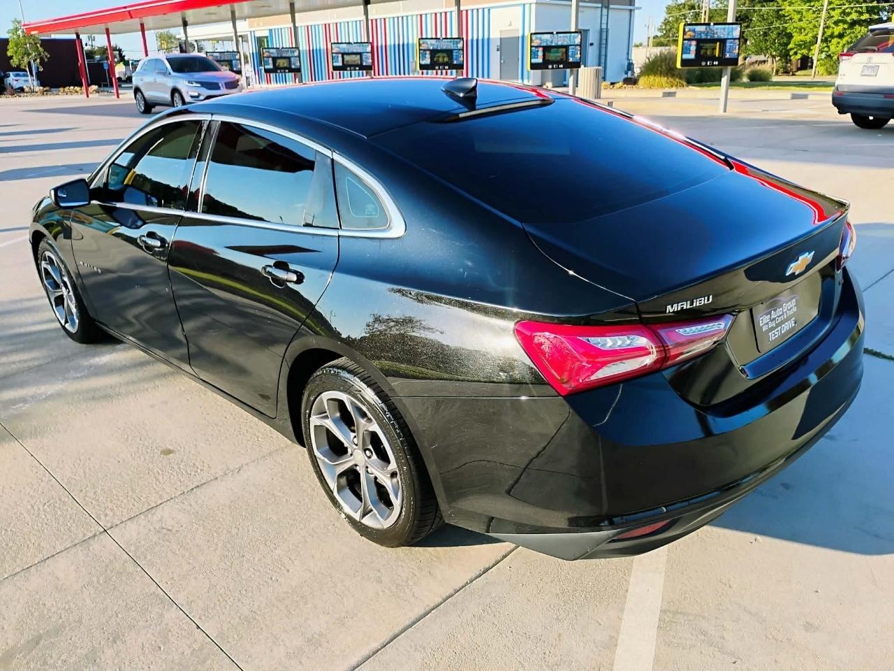 Chevrolet Malibu 4dr Sdn LT 2021