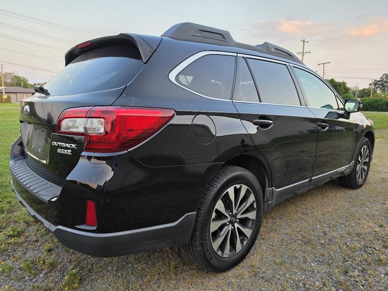 Subaru Outback 4dr Wgn 2.5i Limited PZEV 2016