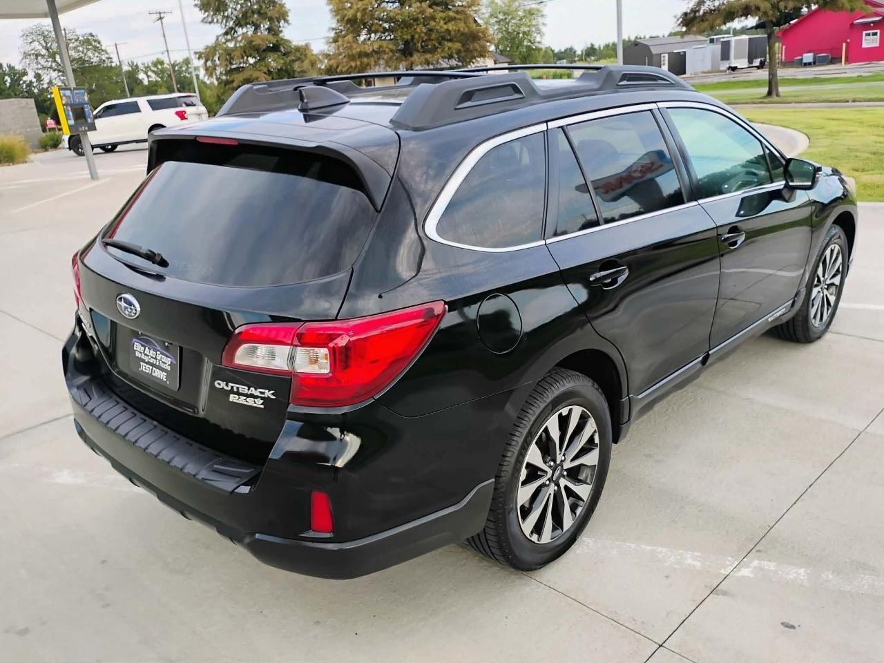 Subaru Outback 4dr Wgn 2.5i Limited PZEV 2016