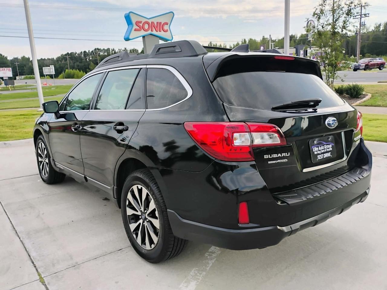 Subaru Outback 4dr Wgn 2.5i Limited PZEV 2016