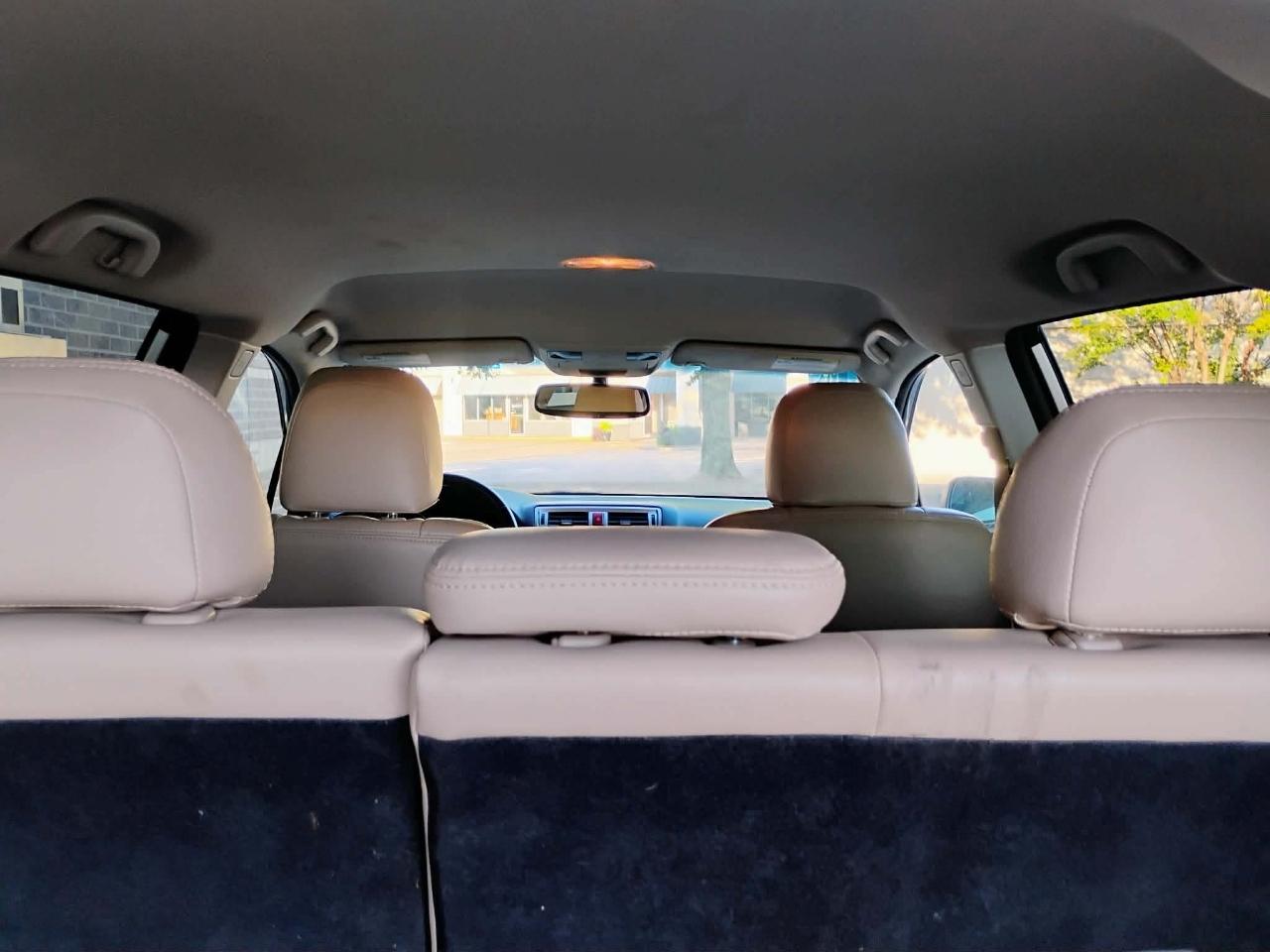 Subaru Outback 4dr Wgn 2.5i Premium 2015