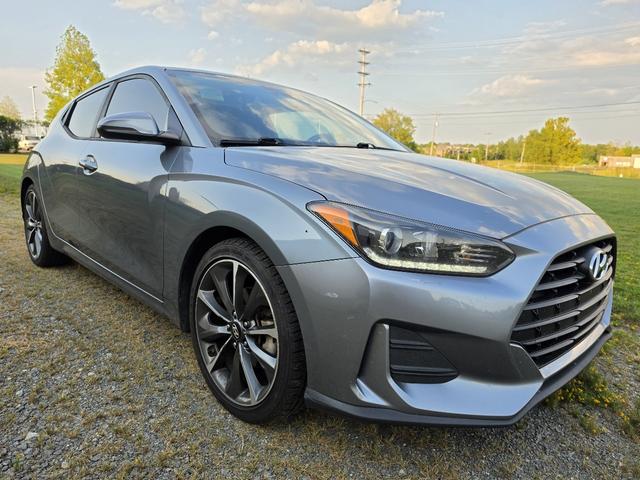 Gray 2019 Hyundai Veloster Coupe Front-Wheel Drive Automatic