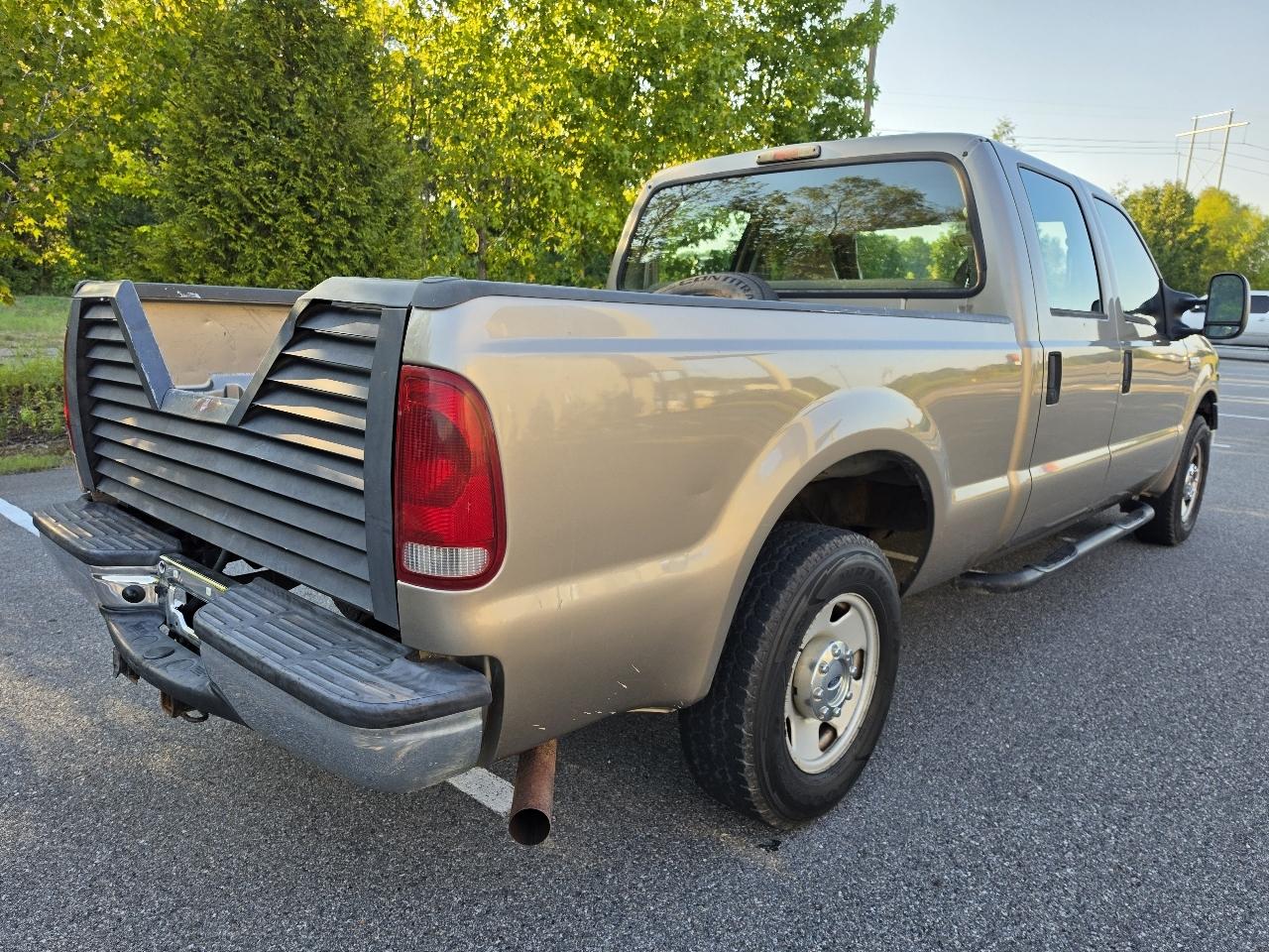 Ford Super Duty F-250 Crew Cab 156" King Ranch 2006