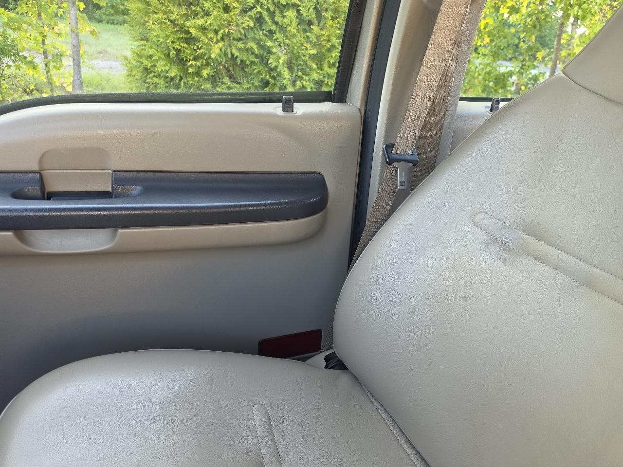 Ford Super Duty F-250 Crew Cab 156" King Ranch 2006