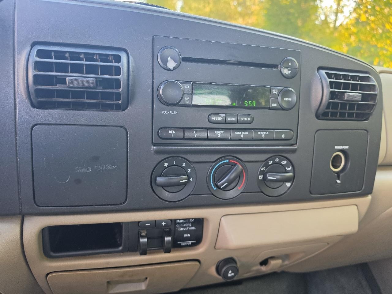 Ford Super Duty F-250 Crew Cab 156" King Ranch 2006