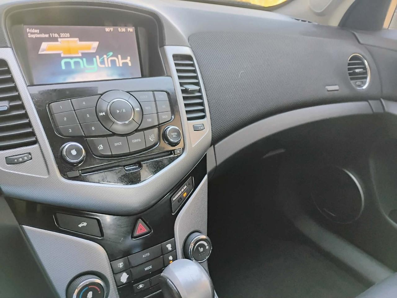 Chevrolet Cruze 4dr Sdn LTZ 2015