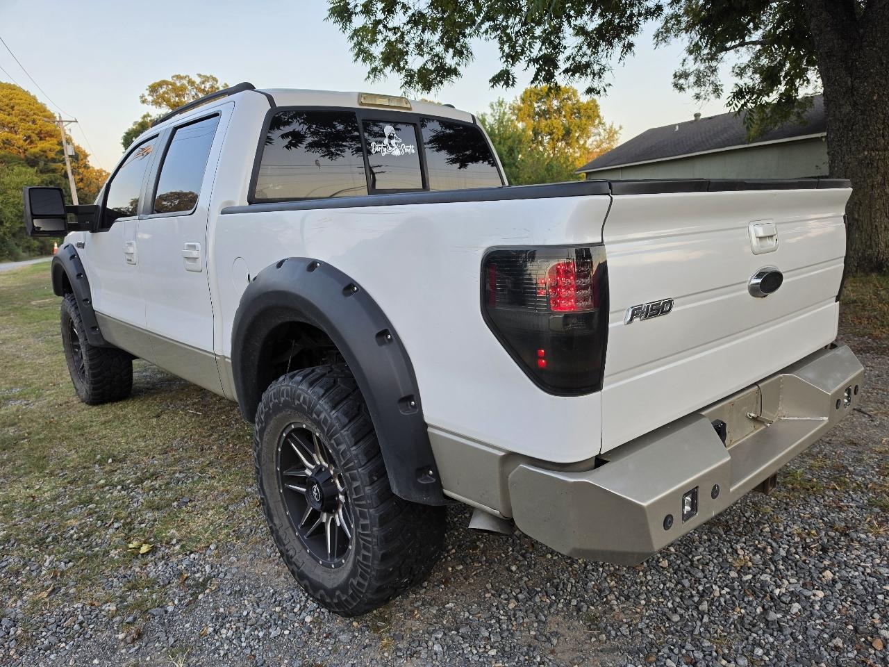 Ford F-150 4WD SuperCrew 139" Lariat 2010