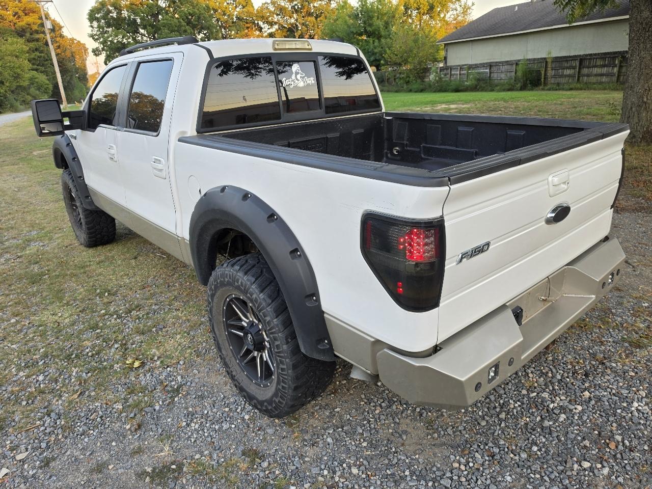 Ford F-150 4WD SuperCrew 139" Lariat 2010