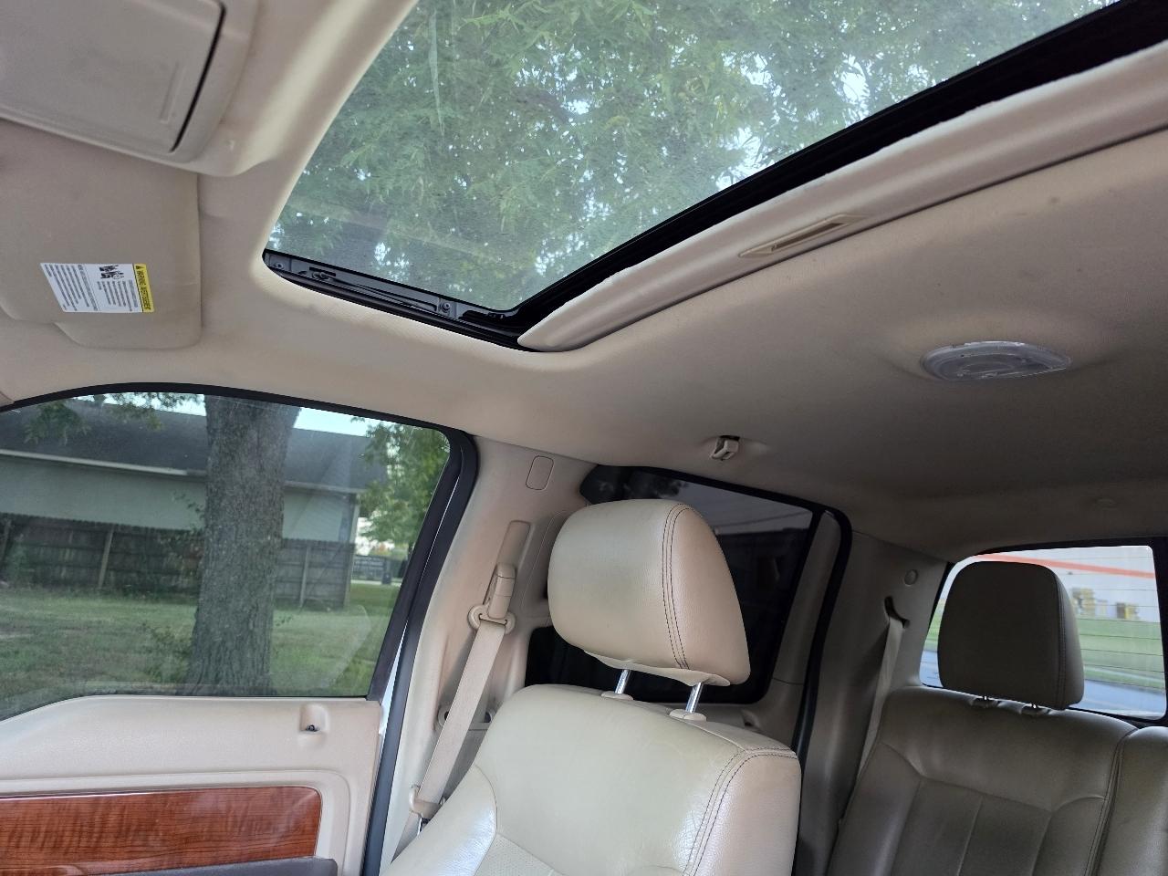 Ford F-150 4WD SuperCrew 139" Lariat 2010