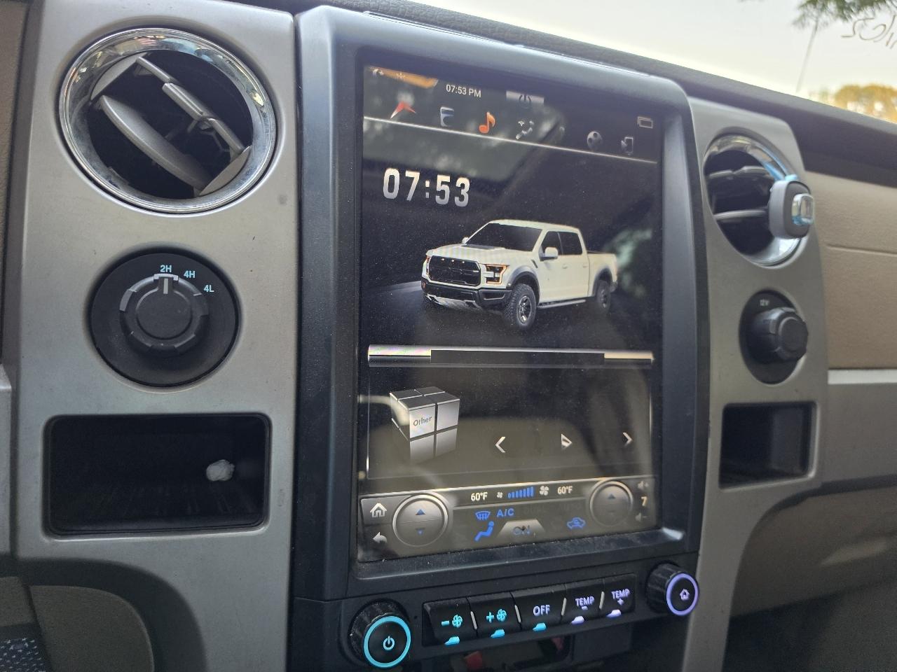 Ford F-150 4WD SuperCrew 139" Lariat 2010