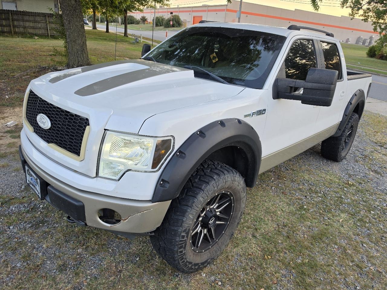 Ford F-150 4WD SuperCrew 139" Lariat 2010