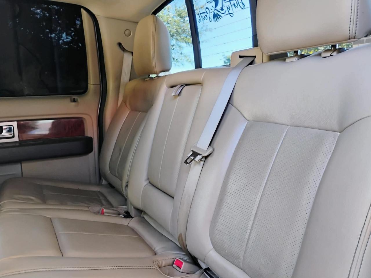 Ford F-150 4WD SuperCrew 139" Lariat 2010