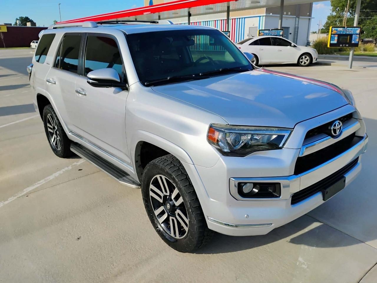 Toyota 4Runner 4WD 4dr V6 Trail Premium (Natl) 2016
