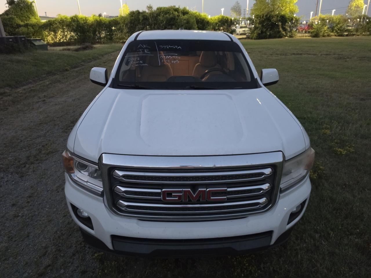 GMC Canyon 4WD Crew Cab 128.3" SLE 2017