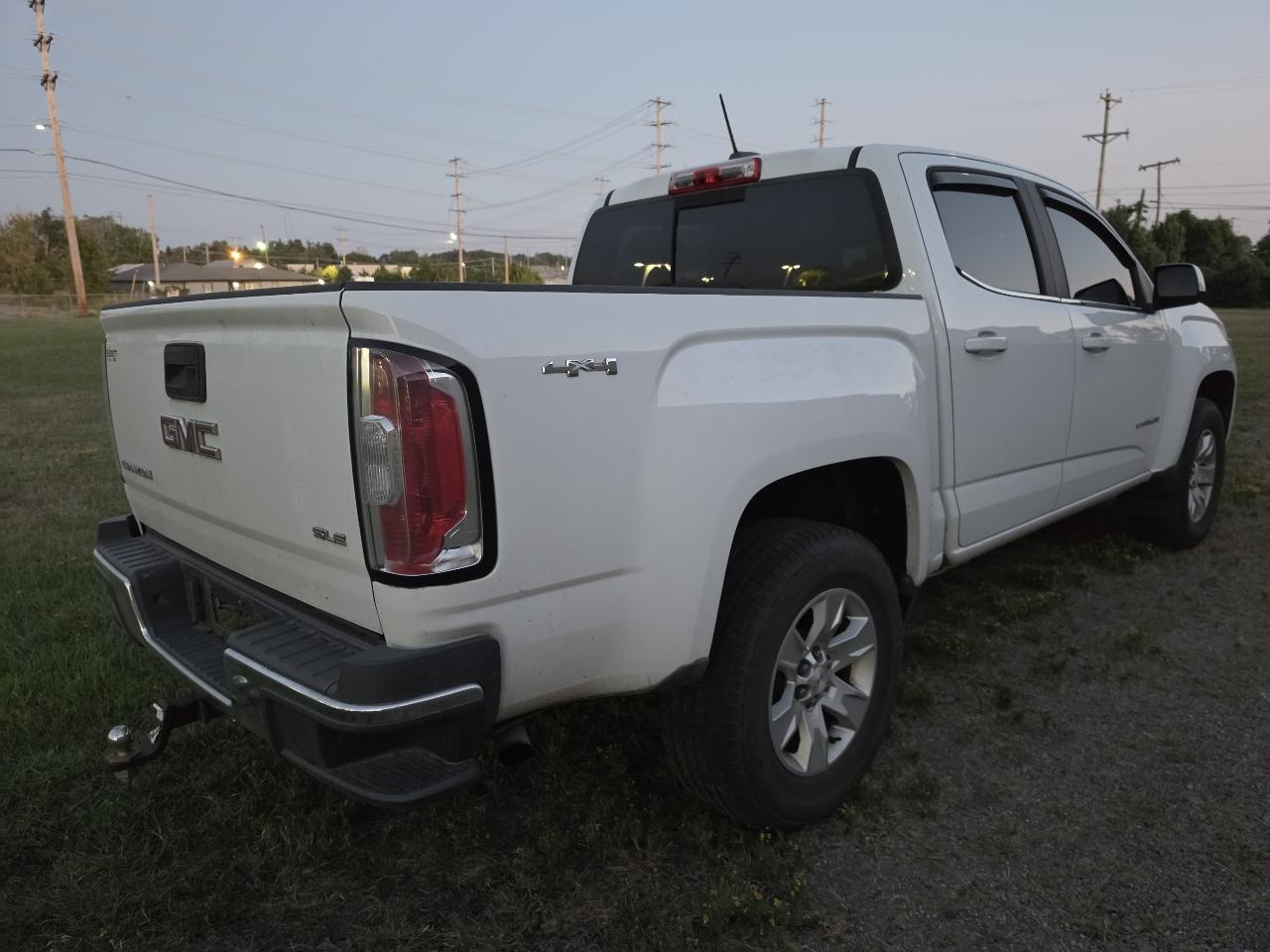 GMC Canyon 4WD Crew Cab 128.3" SLE 2017