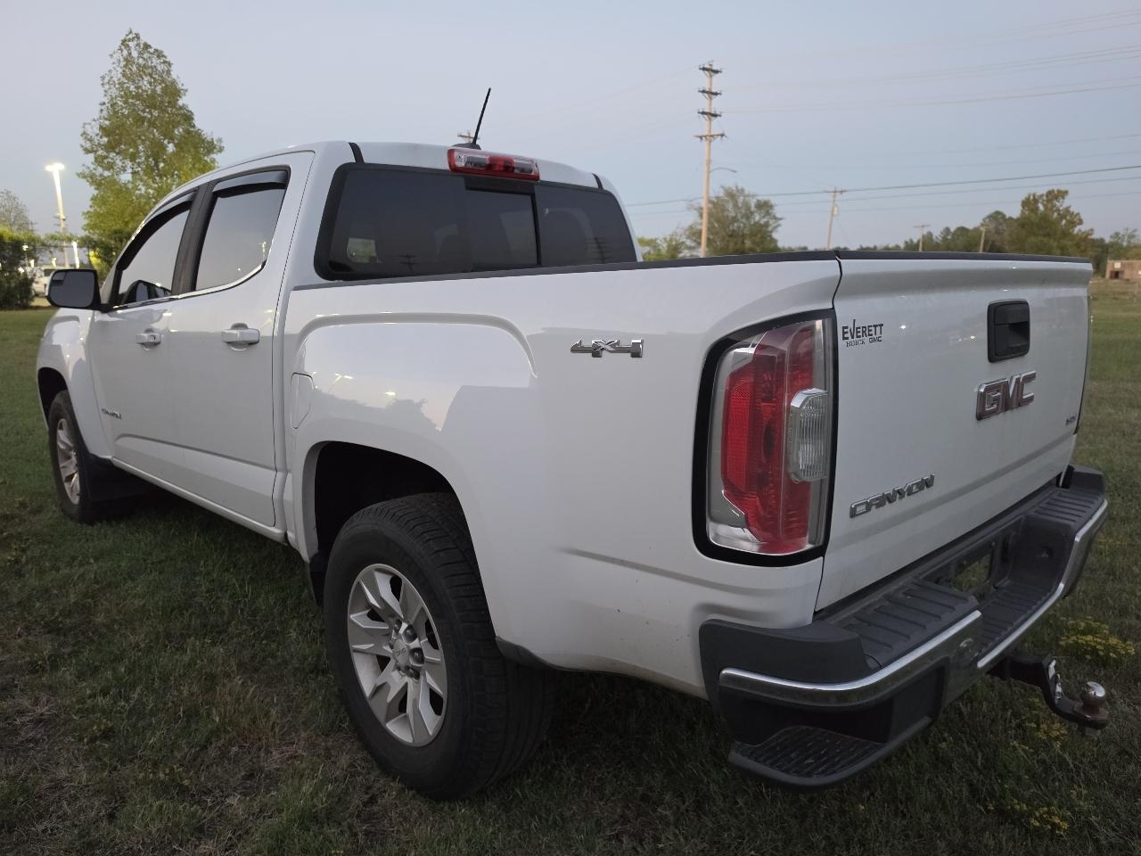 GMC Canyon 4WD Crew Cab 128.3" SLE 2017