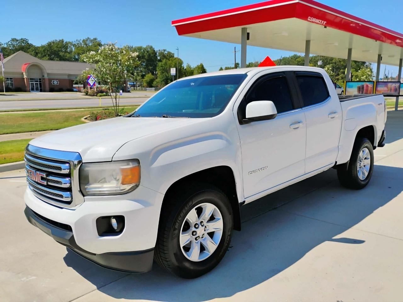 GMC Canyon 4WD Crew Cab 128.3" SLE 2017