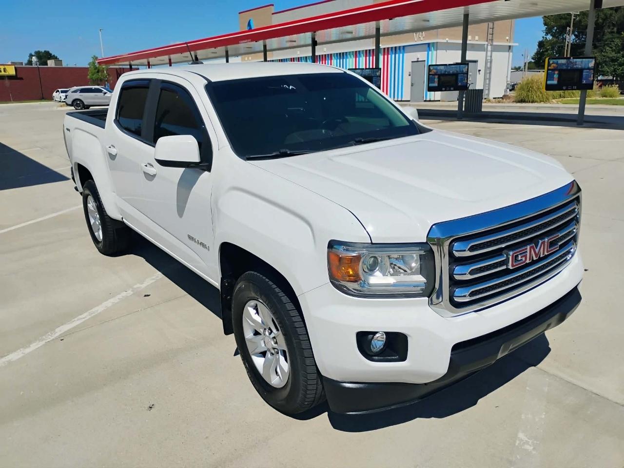 GMC Canyon 4WD Crew Cab 128.3" SLE 2017