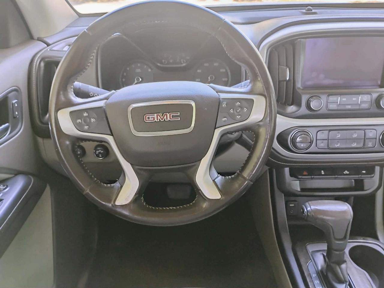GMC Canyon 4WD Crew Cab 128.3" SLE 2017