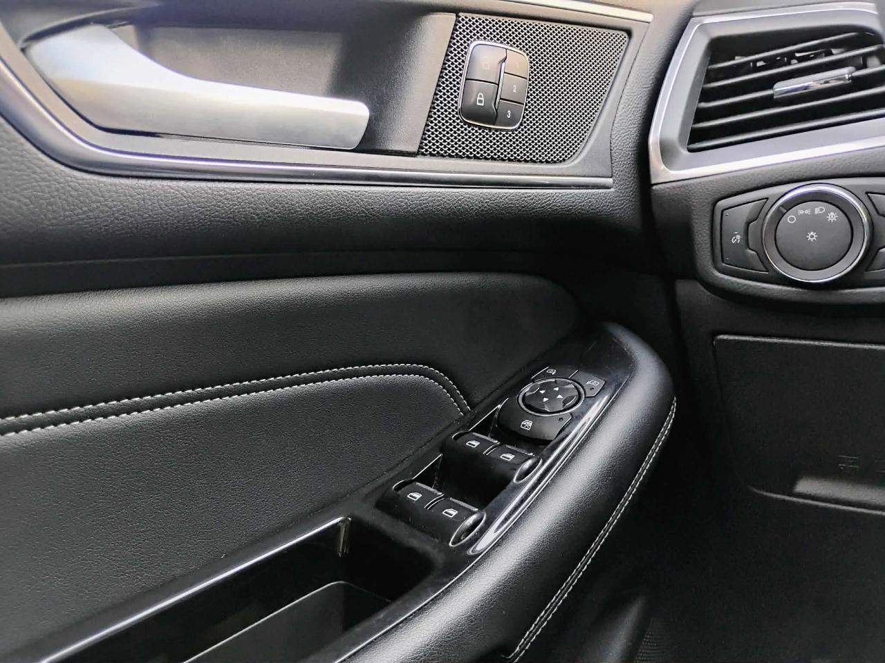 Ford Edge Titanium FWD 2018