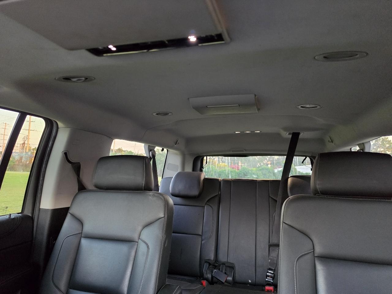 Chevrolet Suburban 4WD 4dr 1500 LT 2018