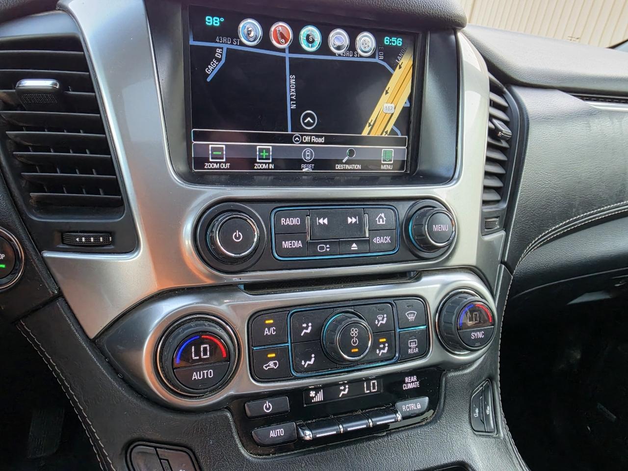 Chevrolet Suburban 4WD 4dr 1500 LT 2018
