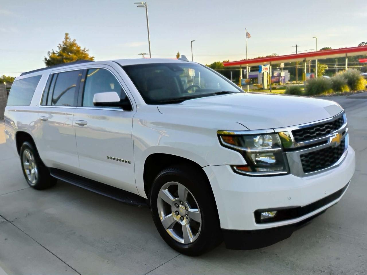 2018 Chevrolet Suburban 4WD 4dr 1500 LT