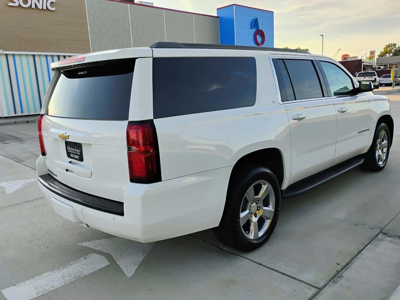 Chevrolet Suburban 4WD 4dr 1500 LT 2018