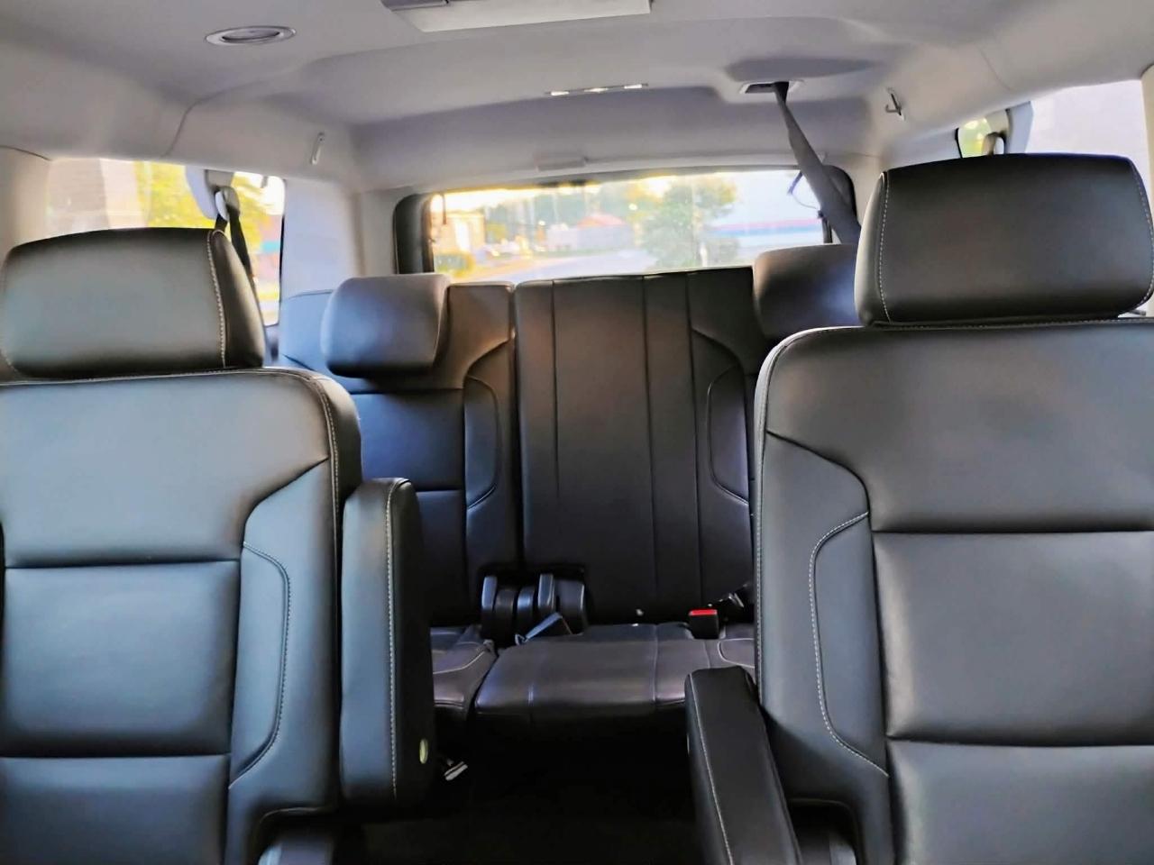 Chevrolet Suburban 4WD 4dr 1500 LT 2018