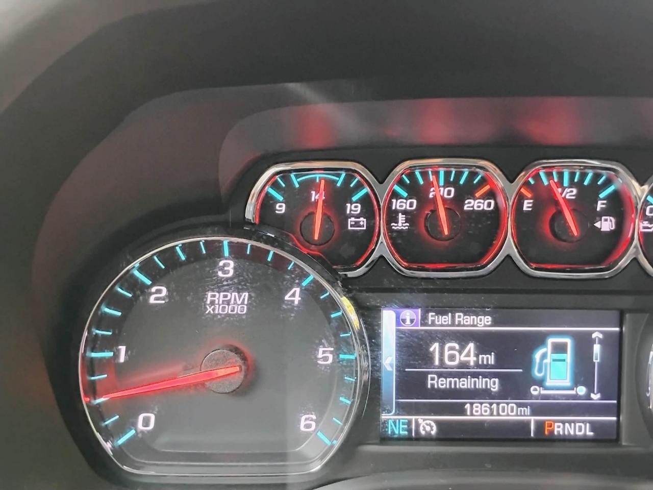 Chevrolet Suburban 4WD 4dr 1500 LT 2018