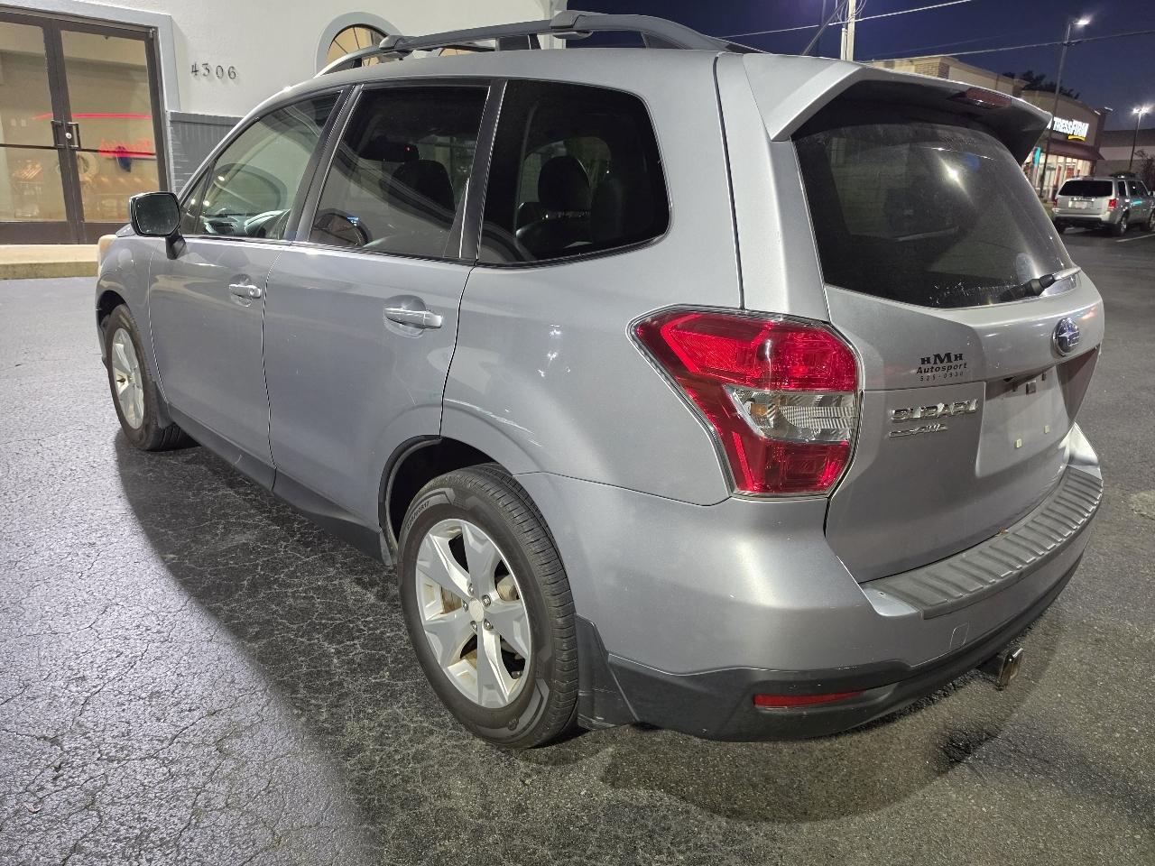 Subaru Forester 4dr CVT 2.5i Limited PZEV 2015