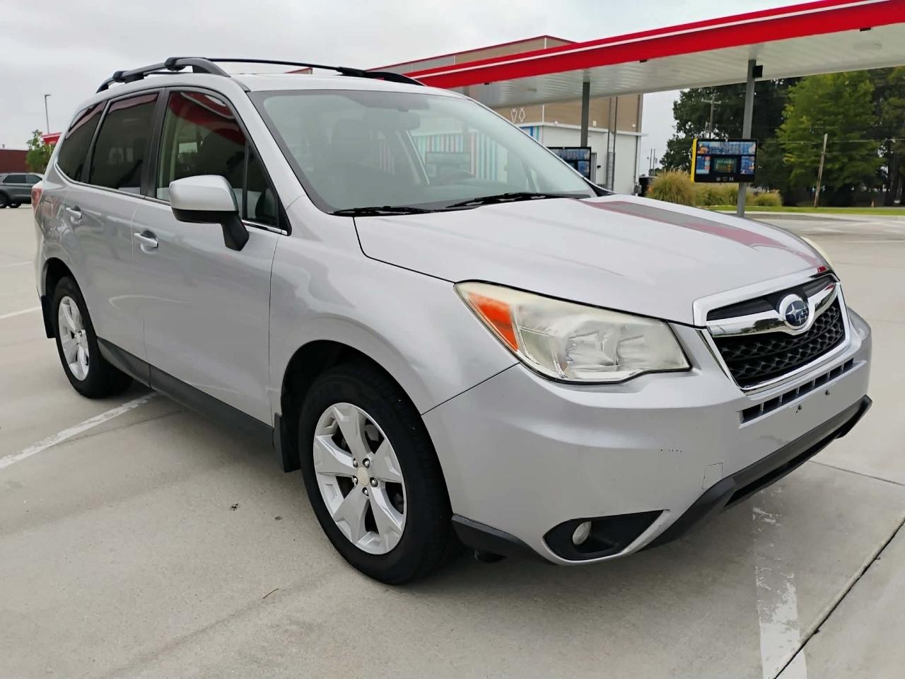 Subaru Forester 4dr CVT 2.5i Limited PZEV 2015