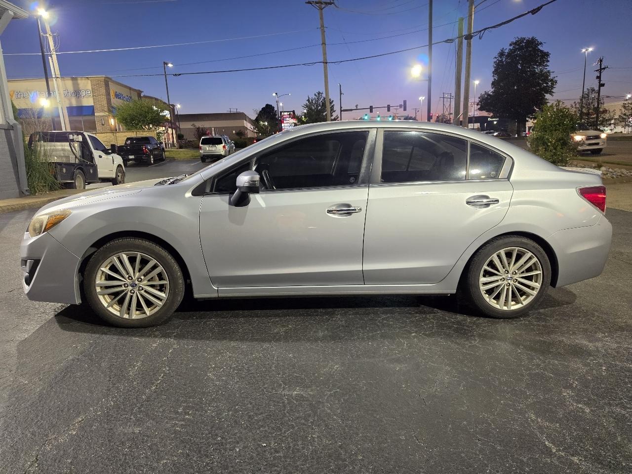 Subaru Impreza Sedan 4dr CVT 2.0i Limited 2015