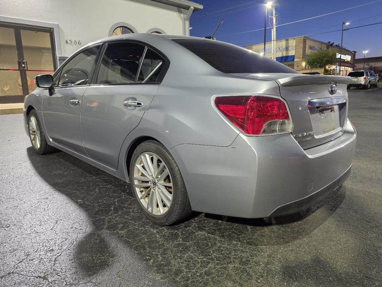 Subaru Impreza Sedan 4dr CVT 2.0i Limited 2015