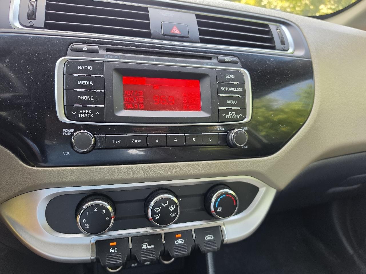 Kia Rio 4dr Sdn Auto LX 2016