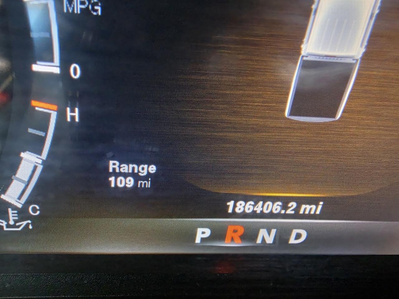 RAM 1500 4WD Crew Cab 140.5" Big Horn 2013